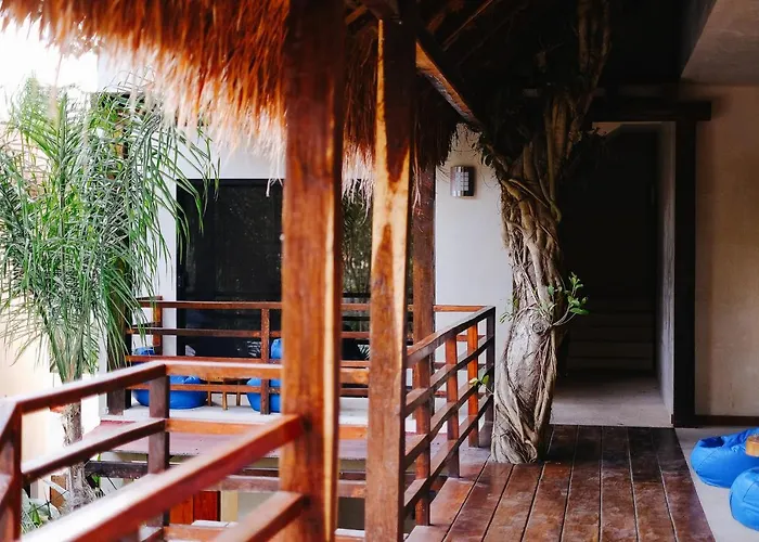 Uolis Nah Hotel