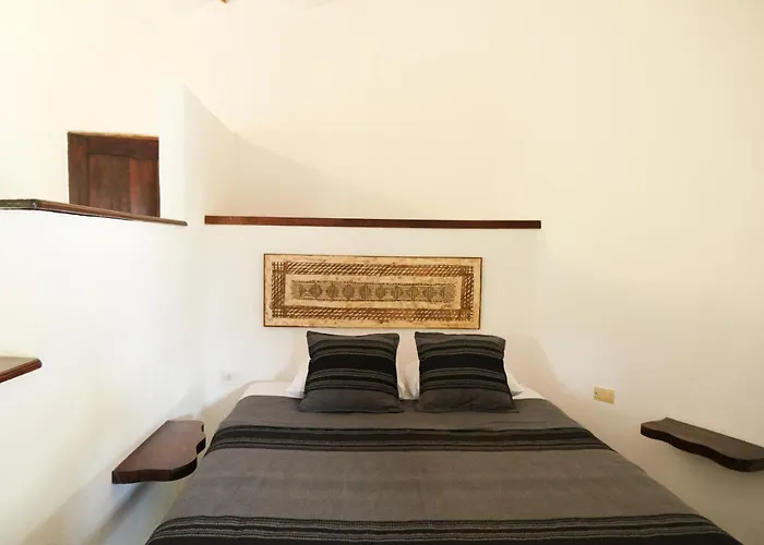 Hotel Uolis Nah 3*