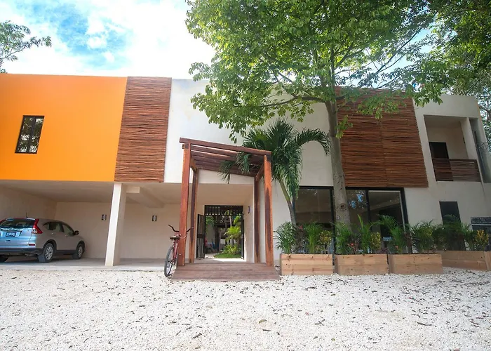 Uolis Nah 3* Tulum