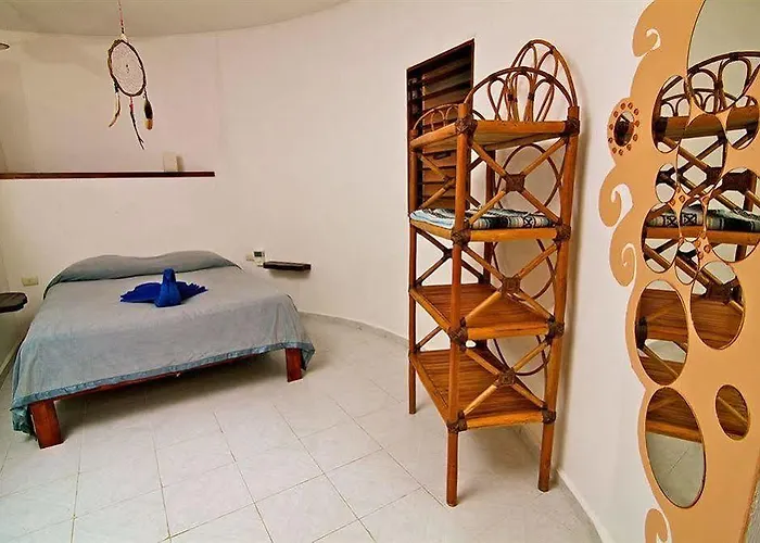 Uolis Nah Hotel 3*