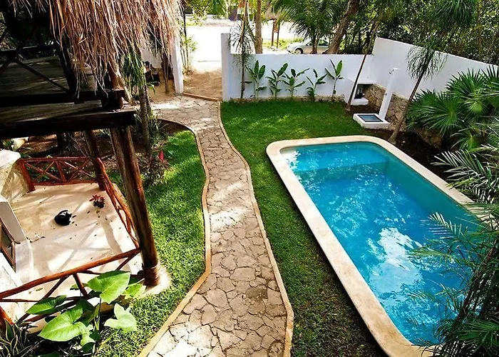 Uolis Nah Tulum