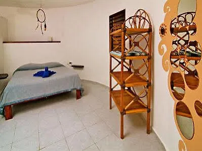 Hotel Uolis Nah
